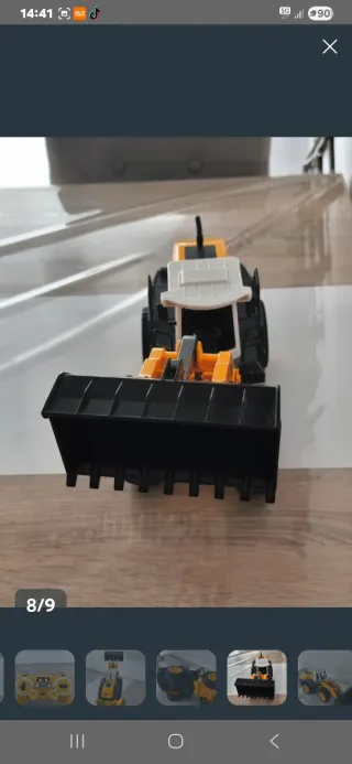 Retroexcavadora teledirigida 2.4GHz