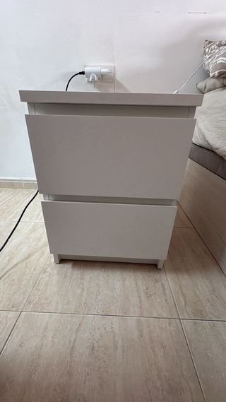 2 Mesitas de Noche Blancas Ikea