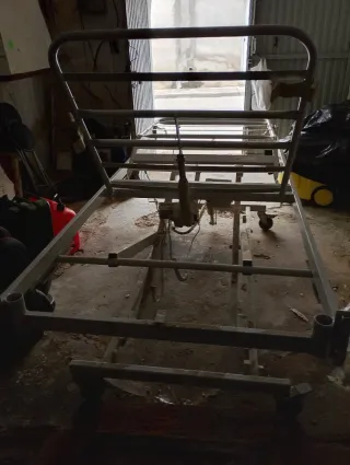 Cama articulada buen estado