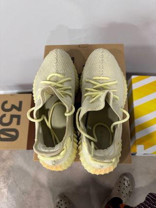 Adidas Yeezy Boost 350 V2 Butter Talla 45