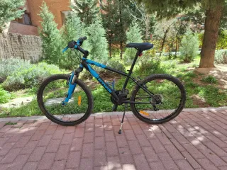 Bicicleta infantil B'TWIN 24