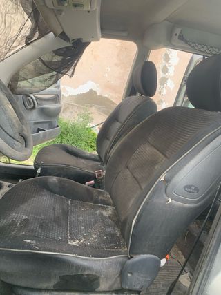 Despiece Peugeot Partner 2.0 HDI Motor RHY.