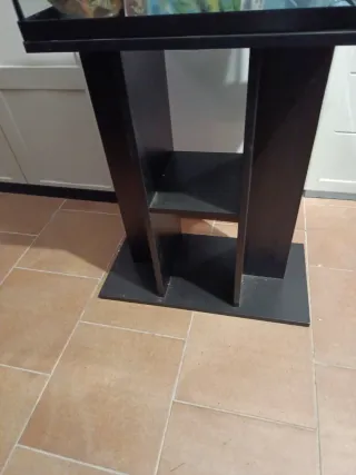 Acuario con mueble y accesorios