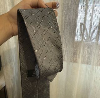 Cravatta Hermès Grigia