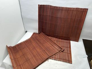 Tovagliette in bambù marrone