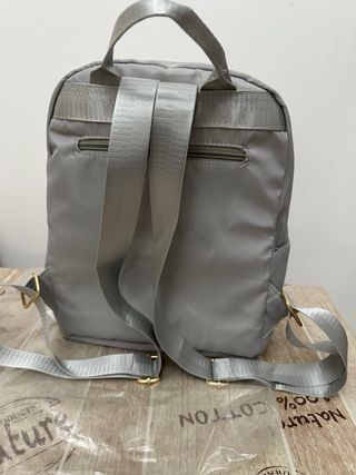 Zaino donna grigio con borchie oro