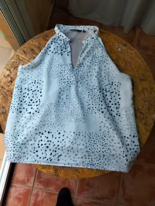 Blusa sin mangas con estampado