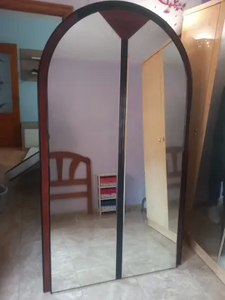 Espejo gratis para recoger en la Cala de Finestrat