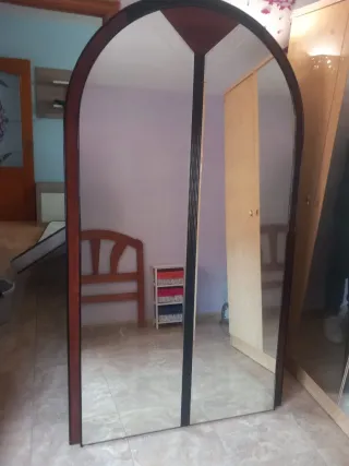 Espejo gratis para recoger en la Cala de Finestrat