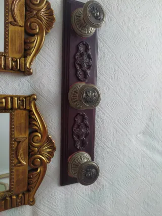 Perchero antiguo madera y metal