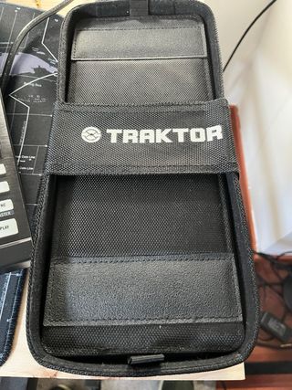 Traktor Kontrol X1 MK2 + Funda