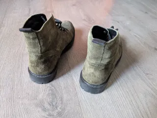 Botas altas de ante verde