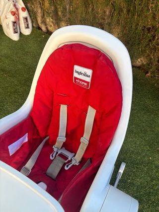 Trona Inglesina Roja y Blanca