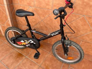 Bicicleta infantil Btwin negra