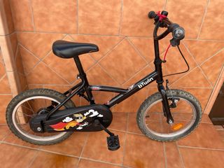 Bicicleta infantil Btwin negra