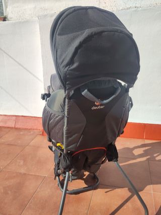 Mochila Portabebés Montaña Deuter