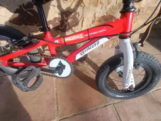 Bicicleta Infantil Specialized Roja