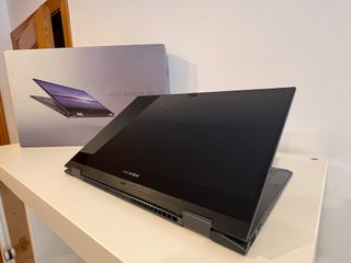 ASUS ZenBook Flip 13 Convertible 360