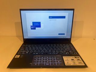 ASUS ZenBook Flip 13 Convertible 360
