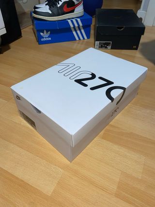 Caja Nike Air Max 270 (Decoración)