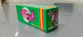 Coche miniatura Renault R-10 Joal