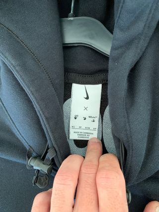 Sudadera Nike x Off White Edición Limitada