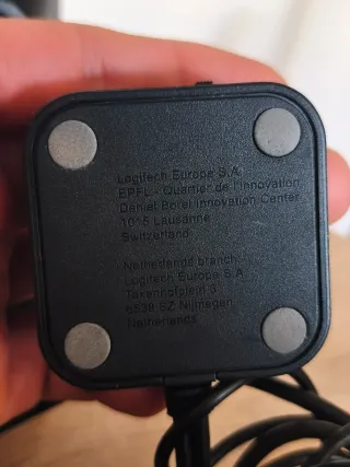 Logitech Z213 2.1 Subwoofer - Casi Nuevo