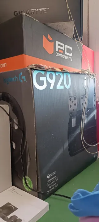 Volante Logitech G920 + Pedales + Cambio
