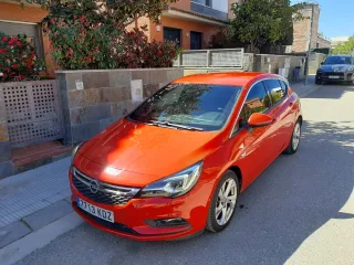 Opel Astra Etiqueta C "Sin Adblue"