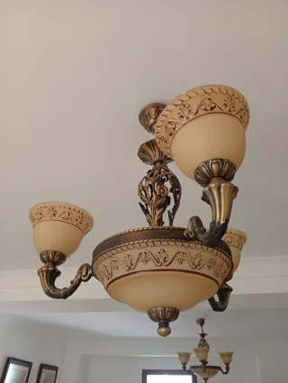 Lámpara de techo de cristal y metal