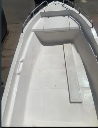 Barco HOBBY-3 con motor fueraborda 15cv