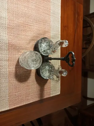 Vinagreras y azucarero antiguo