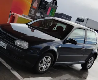 Volkswagen Golf 2003