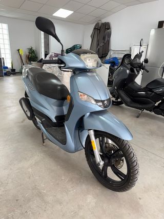 Peugeot Tweet 50 Scooter Azul