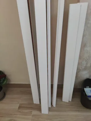 Marcos de puerta blancos