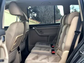 Volkswagen Touran 2011