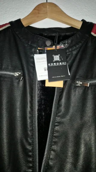 Chaqueta KOROSHI Negra y Roja