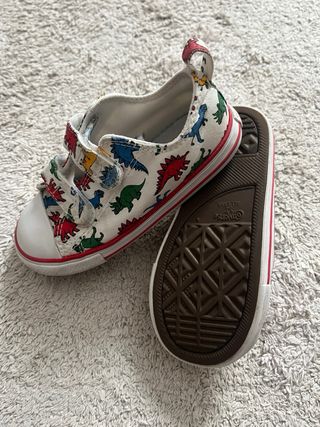 Converse dinosaurios Talla 25