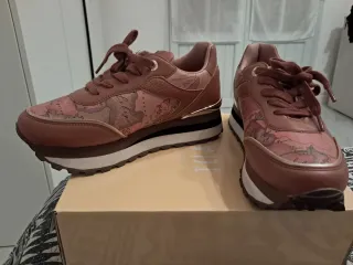 Scarpe Alviero Martini 37