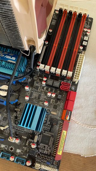 Placa Base ASUS P6T para piezas.