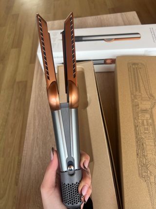 Piastra e asciugacapelli Dyson Airstrait Oro