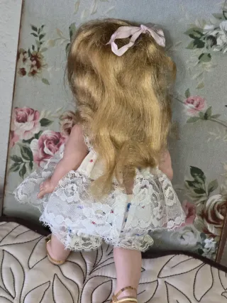 Muñeca antigua Angelita