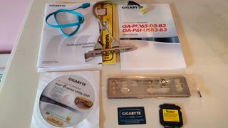 Placa Base Gigabyte P61-USB3 + i5 2500