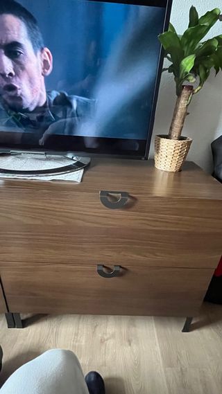 Cómoda y mesitas de noche