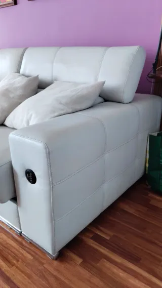 Sofá Chaiselongue Blanco y Morado