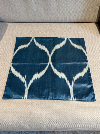 Coppia Cuscini Ikat Uzbekistan Blu Bianco