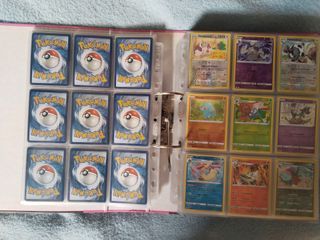 Álbum Cartas Pokémon Reverse antiguas + 300