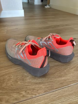 Zapatillas trail New Balance Fuelcell Venym