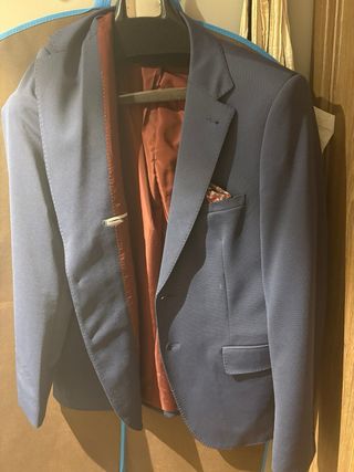 Traje completo marca Marco Montanelli Talla L