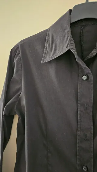 Camisa de mujer negra